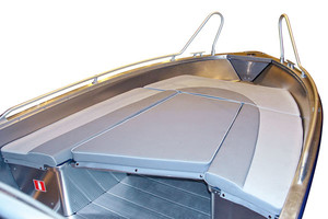 Hynder soldæk/fiskeplatform (Sportsman 445C)